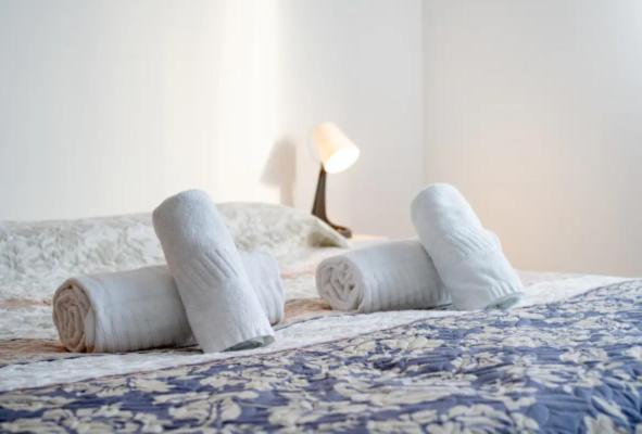 Blife Allya Private Rooms Фаро Екстериор снимка