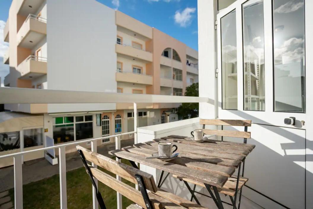 Blife Allya Private Rooms Фаро Екстериор снимка