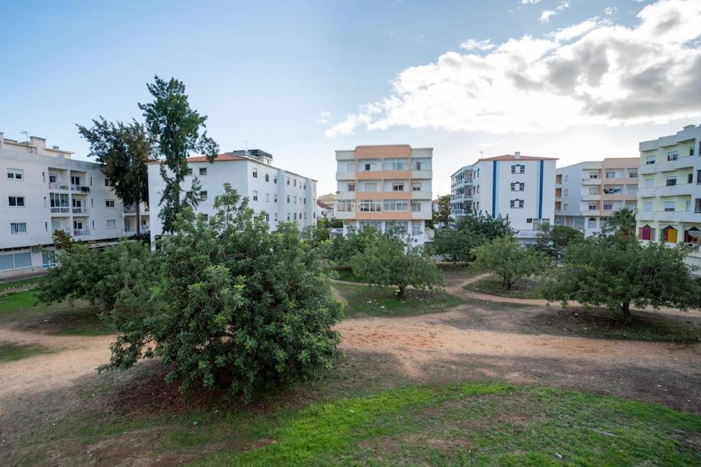 Blife Allya Private Rooms Фаро Екстериор снимка