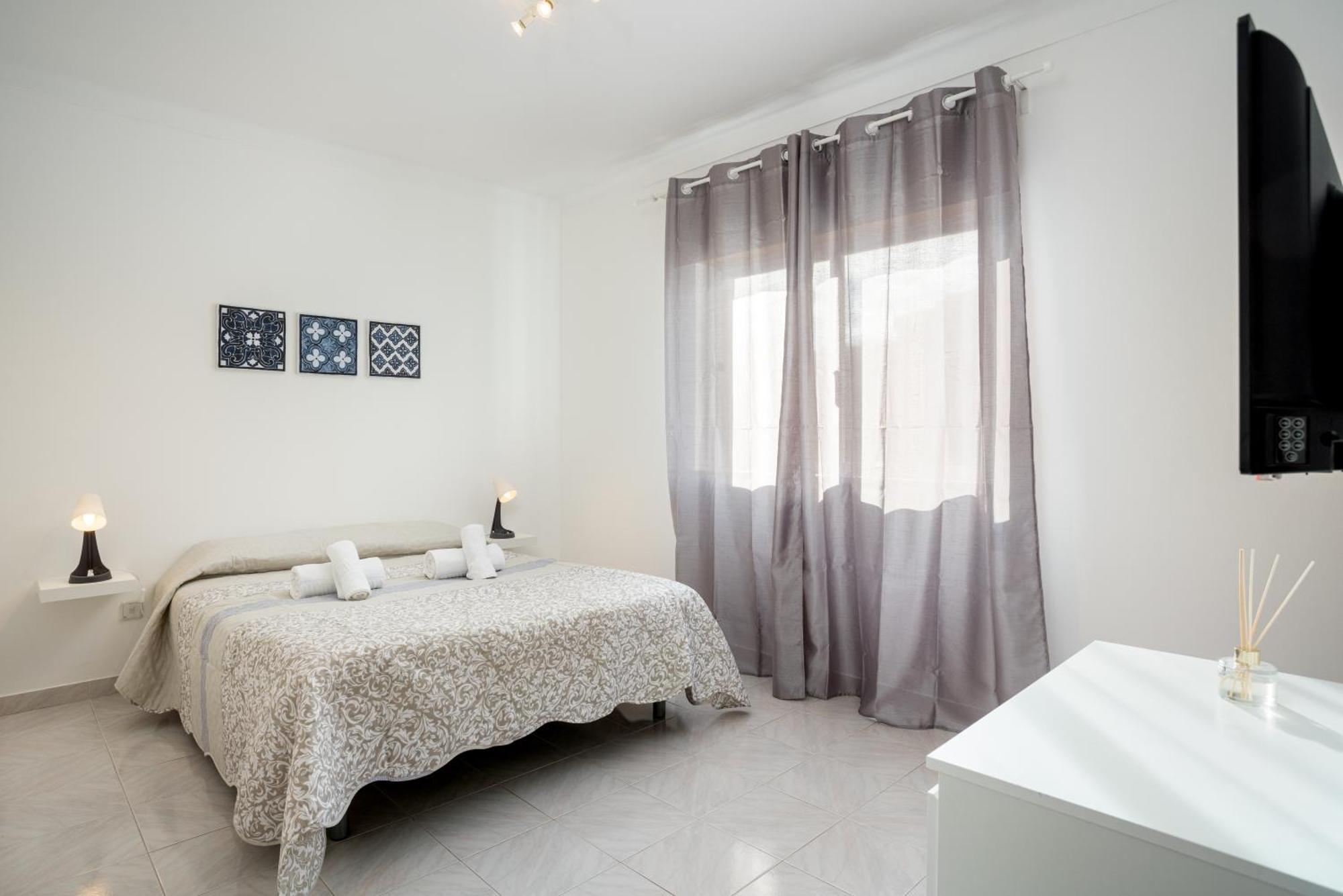 Blife Allya Private Rooms Фаро Екстериор снимка