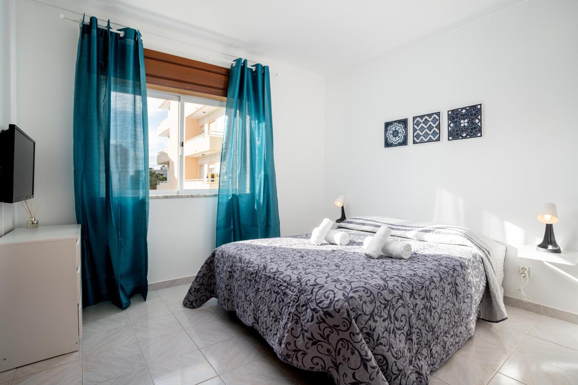 Blife Allya Private Rooms Фаро Екстериор снимка